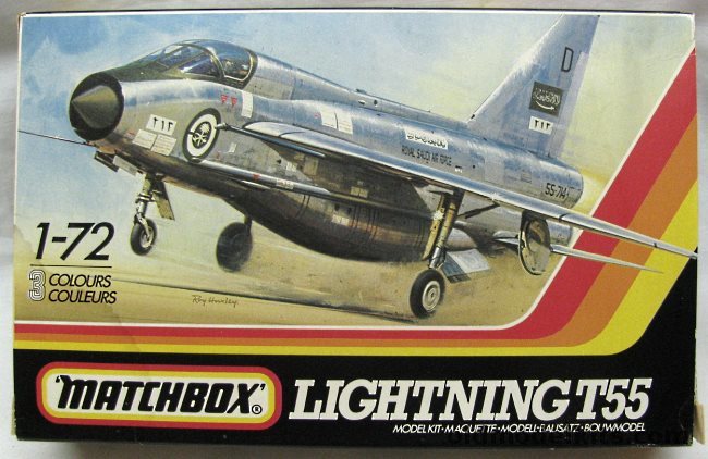 Matchbox 1/72 TWO BAC Lightning T55 Kuwait or Royal Saudi Air Force, PK126 plastic model kit